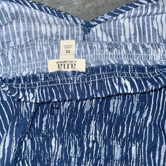 a.n.a Womens V Neck Short Sleeve Blouse New With Tags - Picture 6 of 6